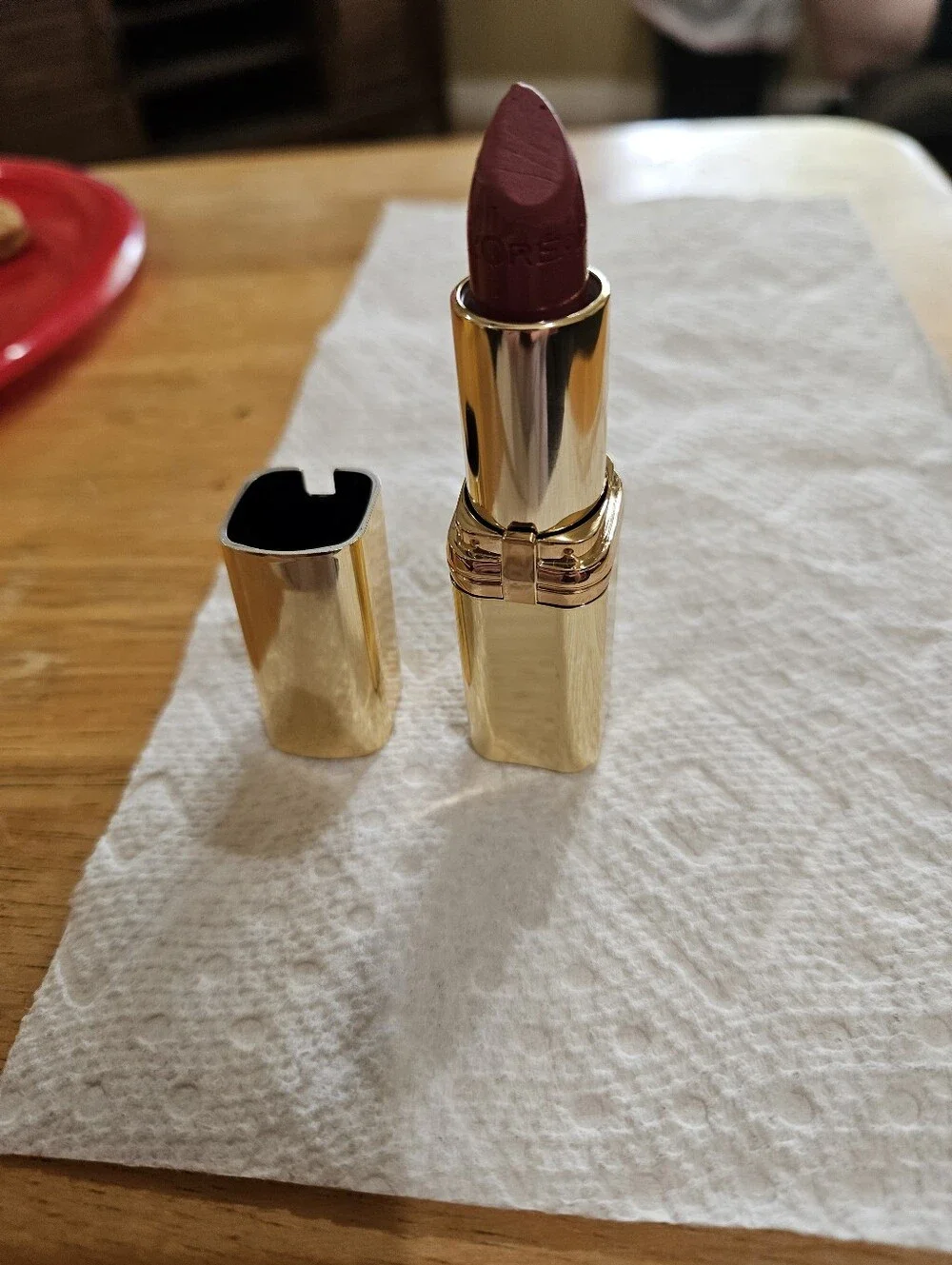 N/A lipsticks avon